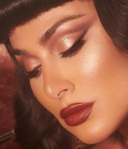 Huda Beauty Naughty Nude Eyeshadow Palette